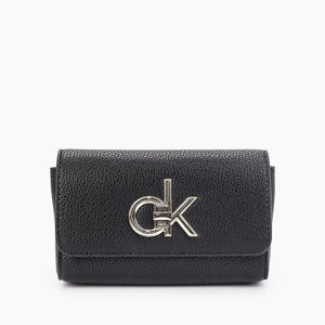 Calvin Klein dámská černá ledvinka Re-Lock - OS (BDS)